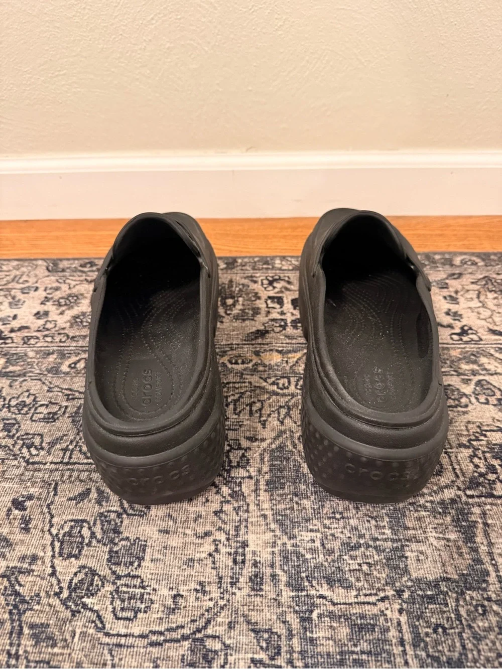 Crocs Women’s 9 Stomp Black Croslite Platform Slip-On Chunky Clogs Mule Loafers